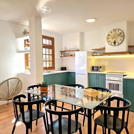 Icod Centre Jacaranda Cozy By Hrtenerife Net